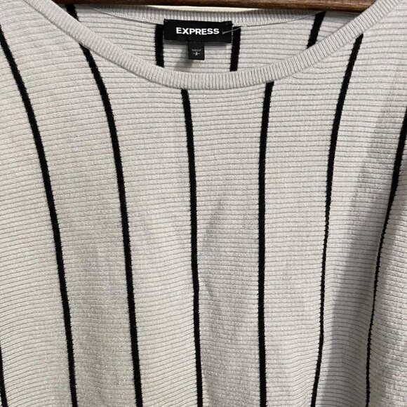 Express Womens Gray Black Striped Ribbed Dolman Sleeve Sweater Size Small - Picture 3 of 7